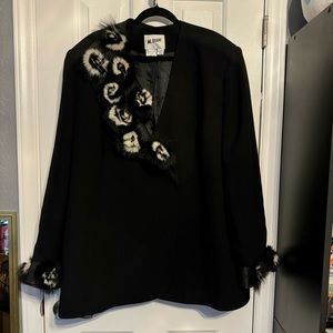 Vintage ML Studio Blazer Rabbit Fur Accents Womens Size 28W